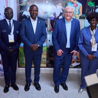 {{ previous_post.imagem.title }}