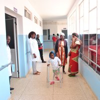 {{ previous_post.imagem.title }}